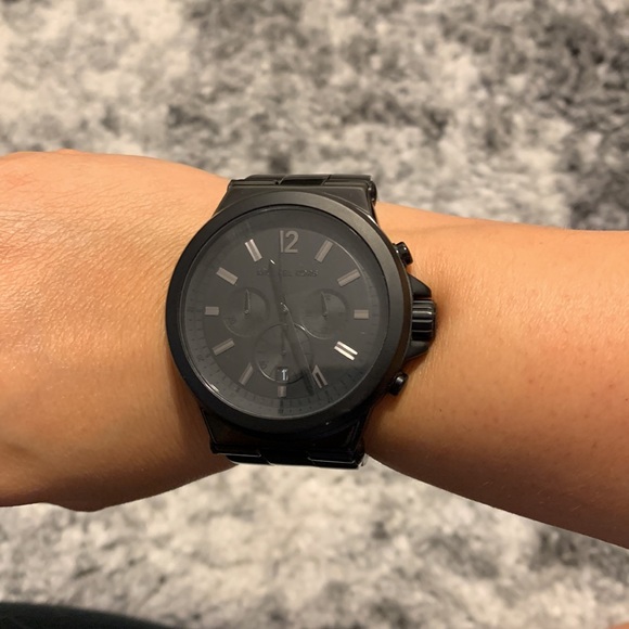 Michael Kors Oversized Dylan Black-Tone Unisex Watch - Picture 10 of 12